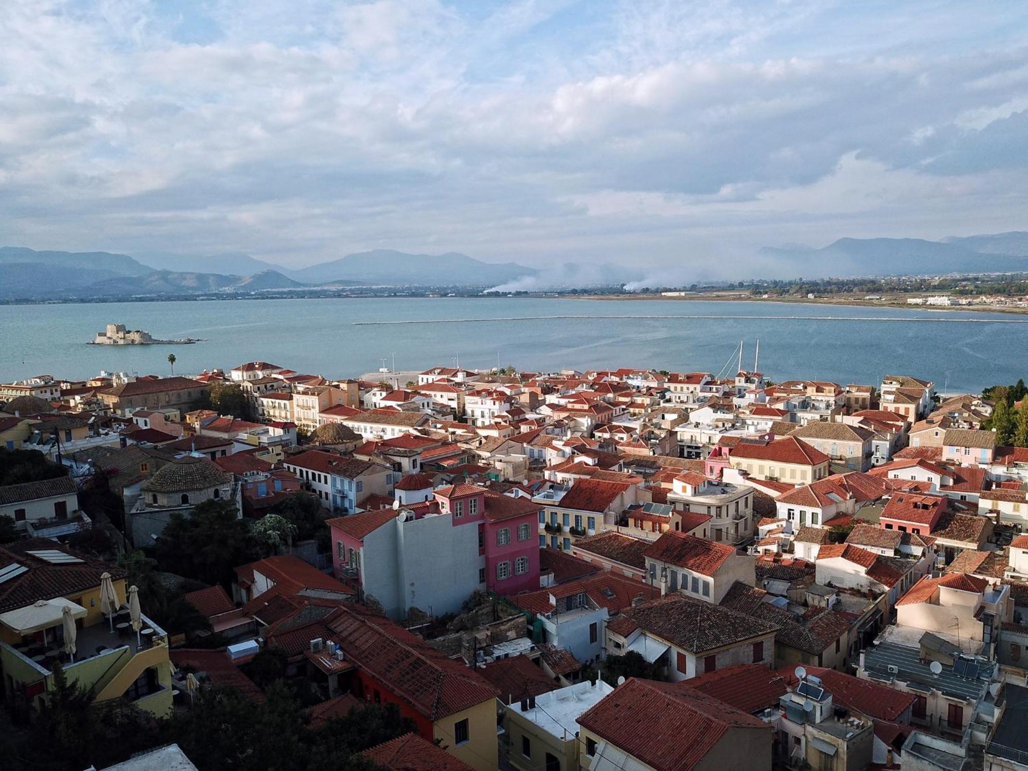 Twins Apartment Nafplion Exteriör bild